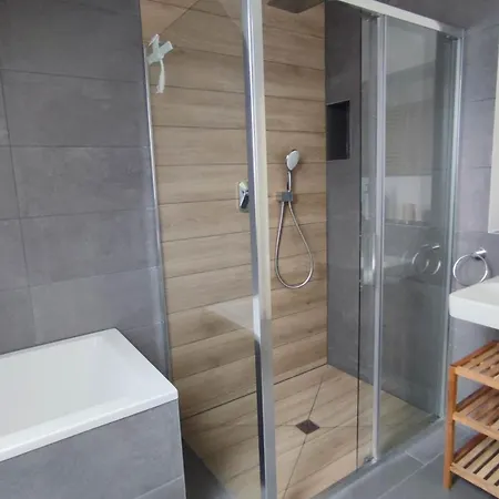 Wildrose Mit Sauna Und Beachfussballplatz Prázdninový dům *