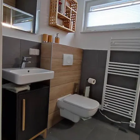 Wildrose Mit Sauna Und Beachfussballplatz