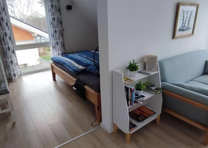 Wildrose Mit Sauna Und Beachfussballplatz Semesterbostad