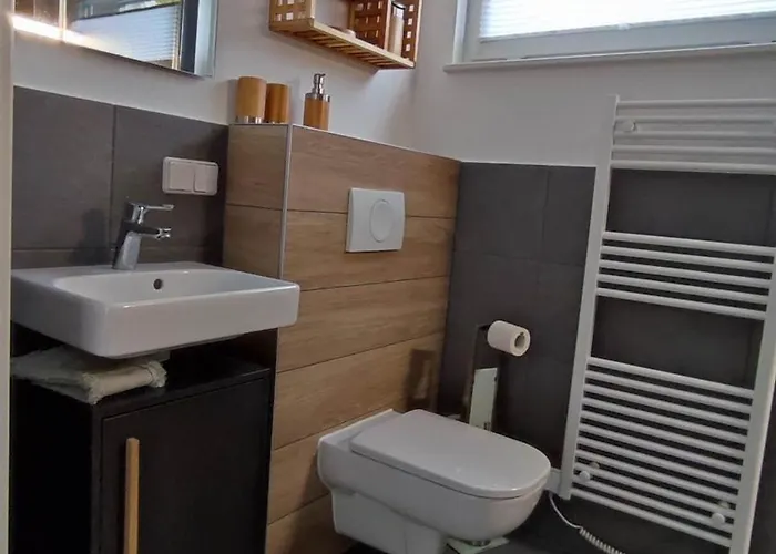 Wildrose Mit Sauna Und Beachfussballplatz