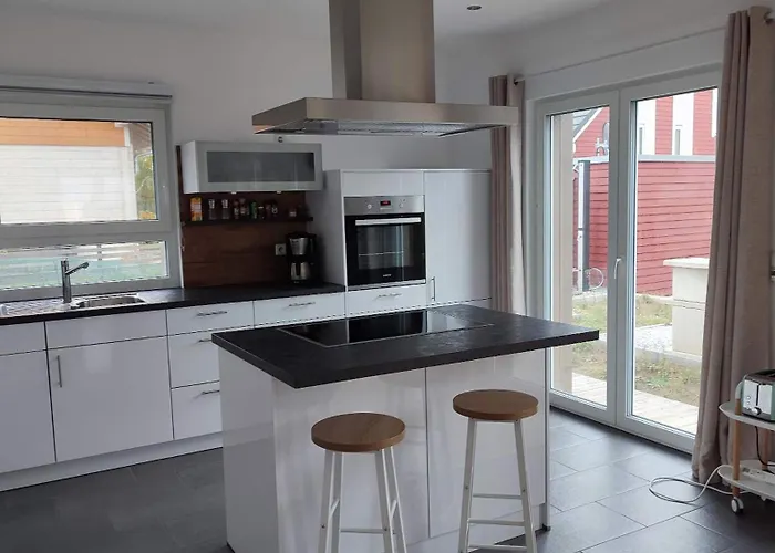 Semesterbostad Wildrose Mit Sauna Und Beachfussballplatz Rheinsberg